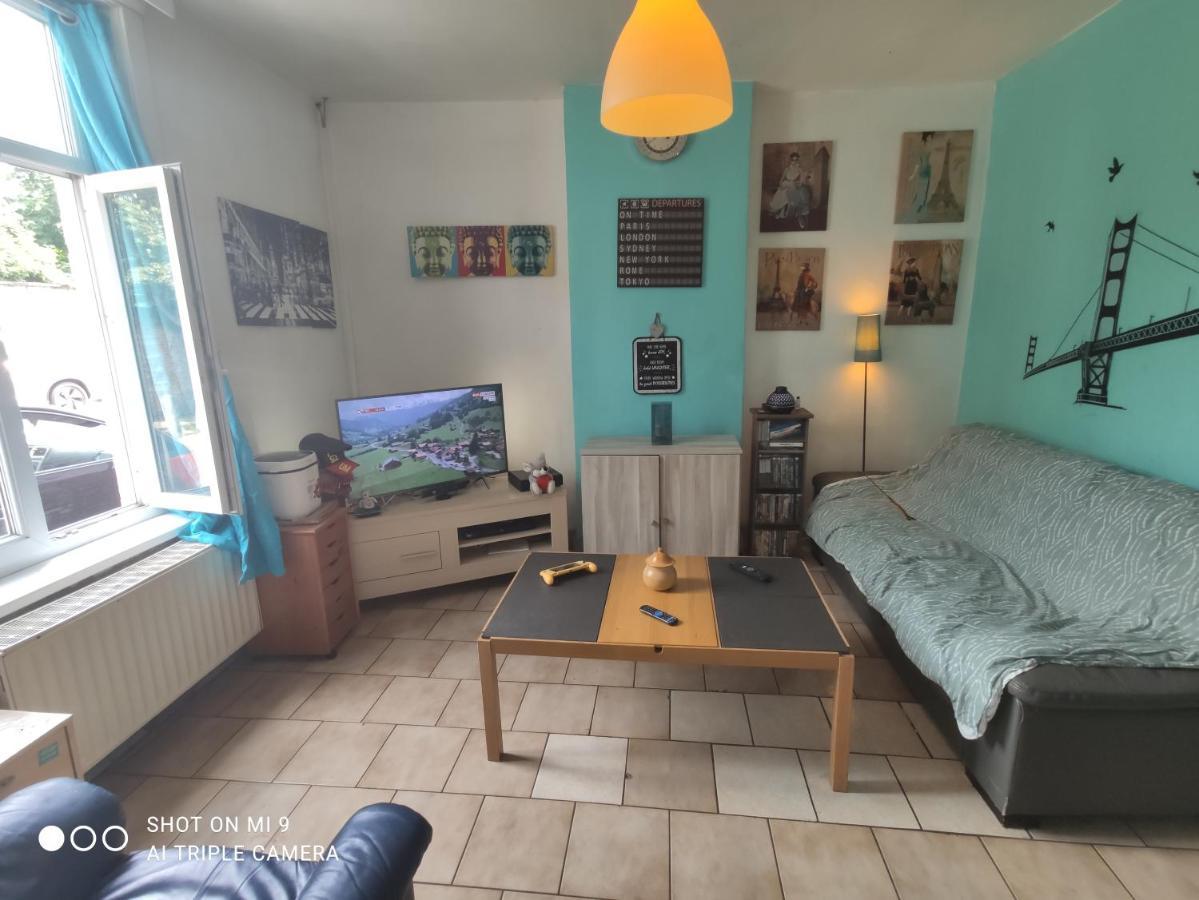 Chambre Privee Dans Maison Tout Confort Jodoigne エクステリア 写真